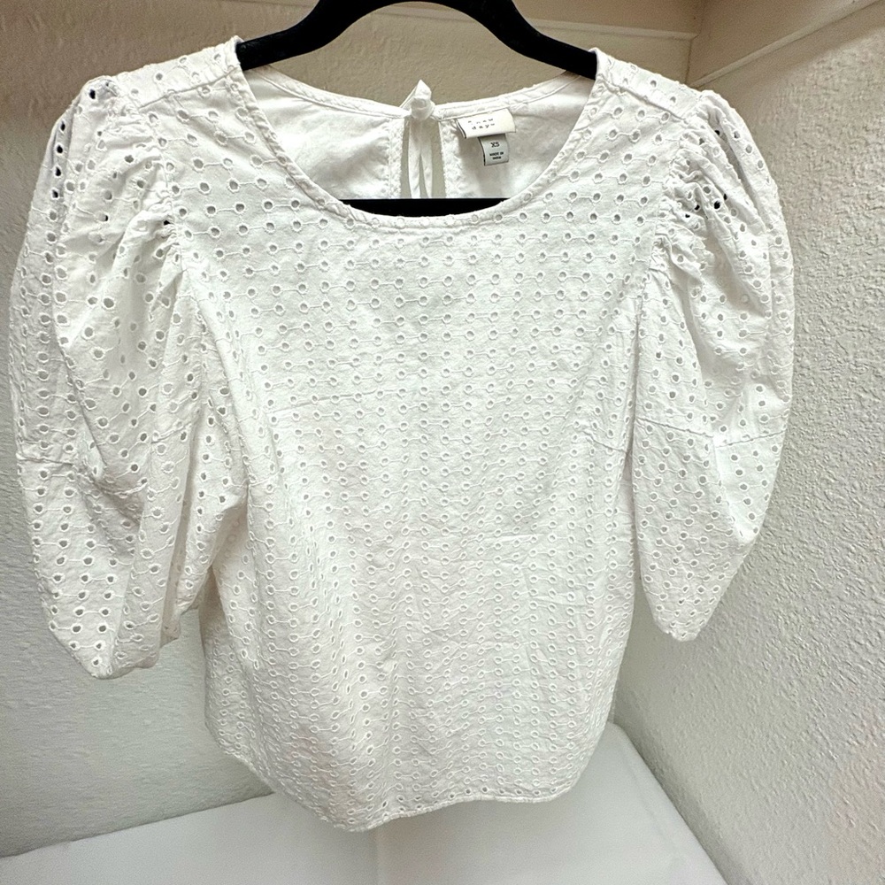 White Eyelet Puff Sleeve Top